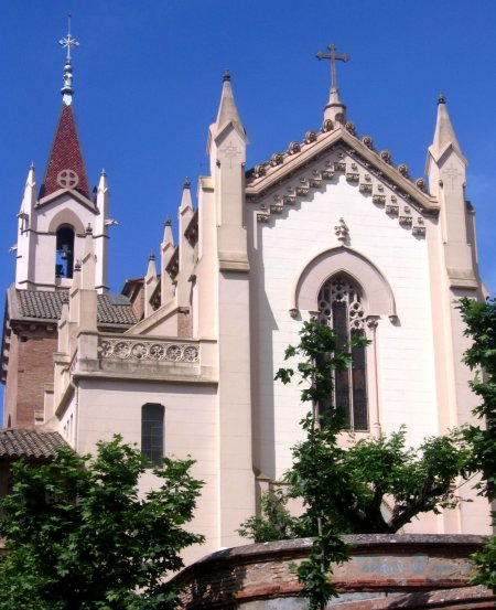 Façana principal de l'església parroquial de Sant Martí de Torrelles